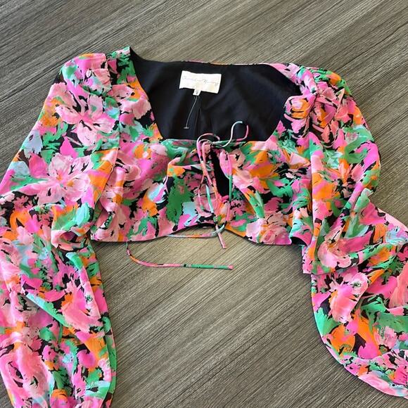 New without tags Charlotte Henry crop top. Size M - Picture 1 of 4